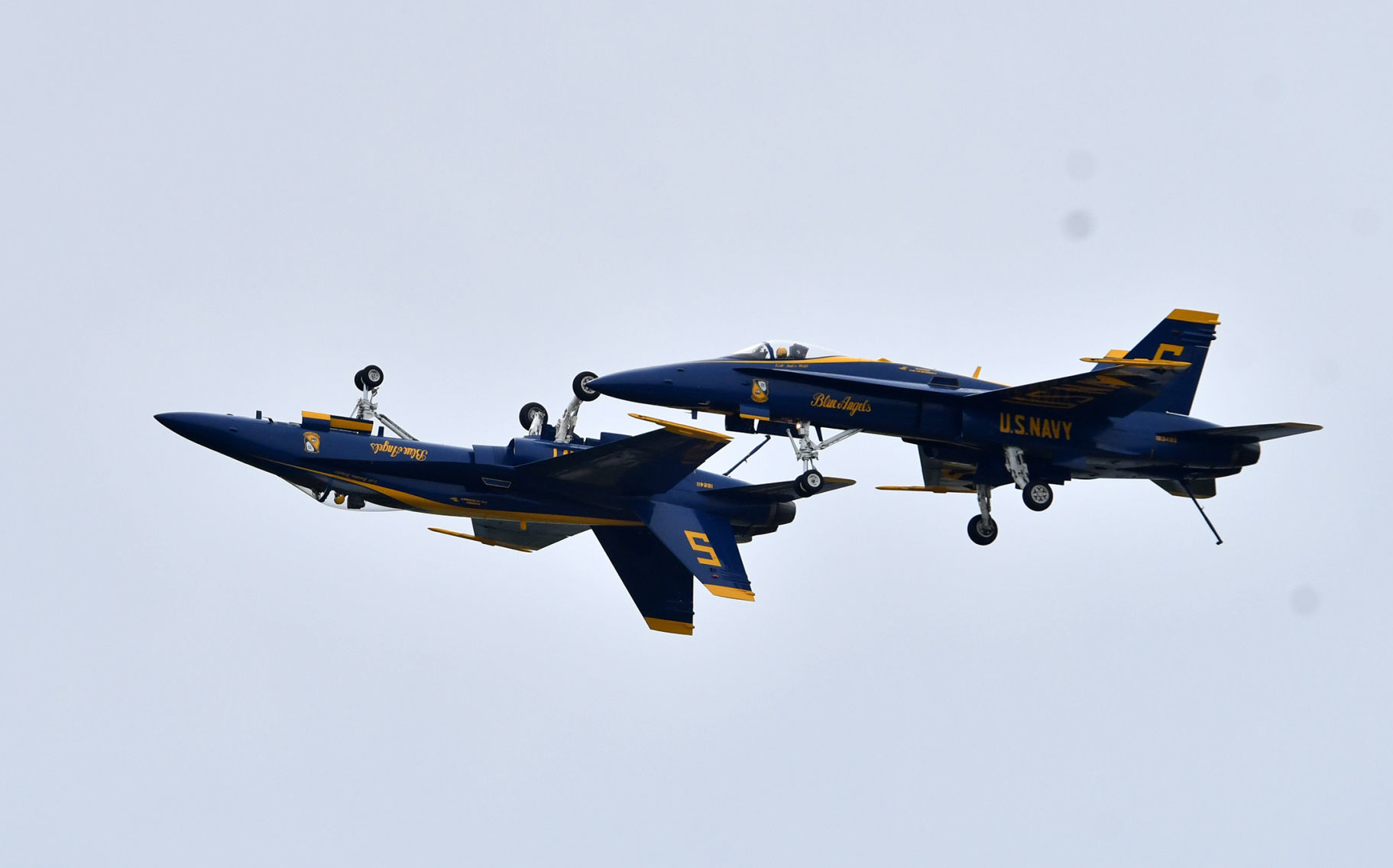 Practice day for the Quad City Air Show